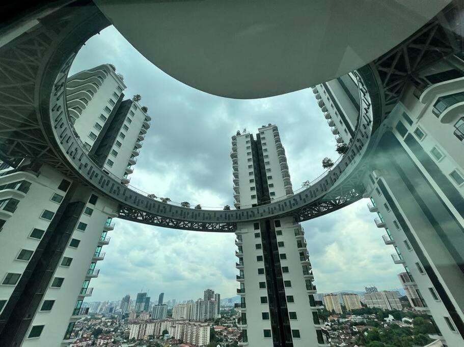 Datum Jelatek Linked Lrt And Mall With Netflix -disney -washdryer Appartement *