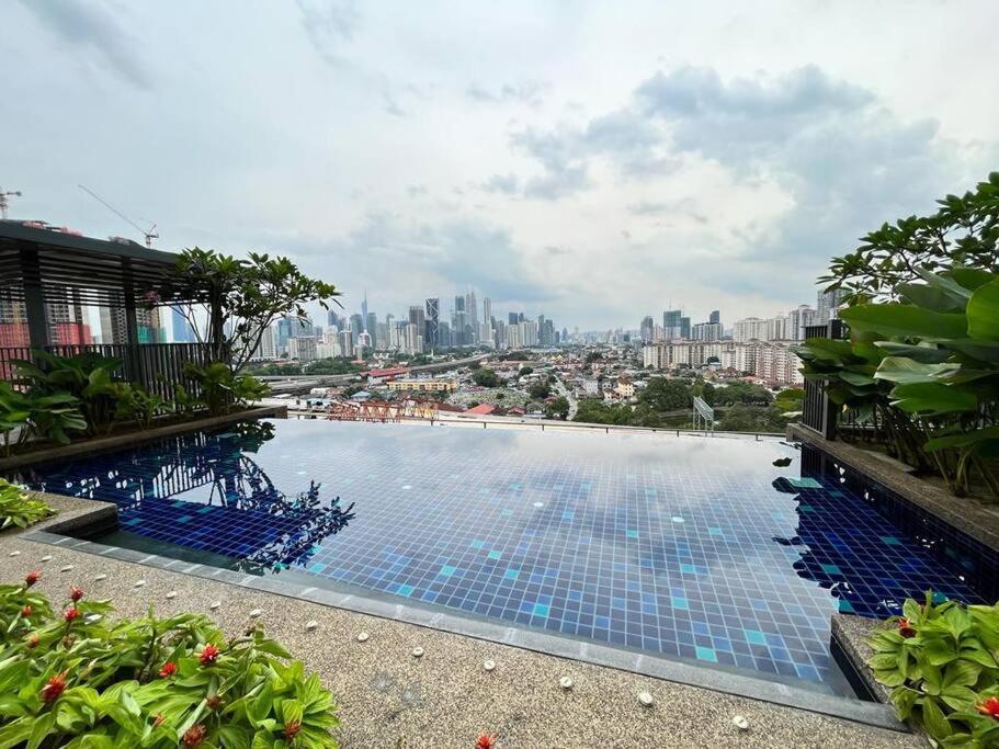 Datum Jelatek Linked Lrt And Mall With Netflix -disney -washdryer Appartement Kuala Lumpur